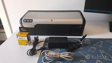 Stampante con cartuccia nuova 