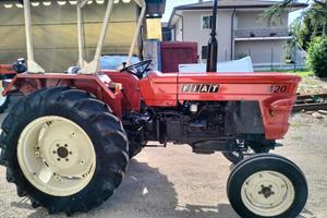 Trattore agricolo Fiat 420 con superiduttore