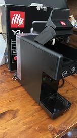 macchinetta caffè illy