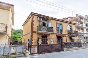 2 LOCALI A FONTE NUOVA