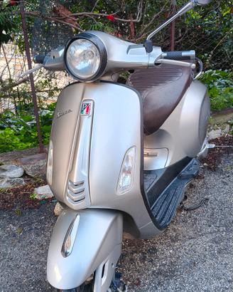 Vespa primavera 50 2016 2t