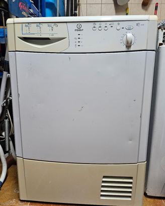 asciugatrice indesit tutta perfettamente ripulita