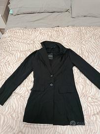 giacca e pantaloni da donna