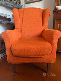 Coppia di poltrone con orecchie