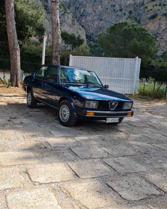 Alfetta blindata con aria condizionata 