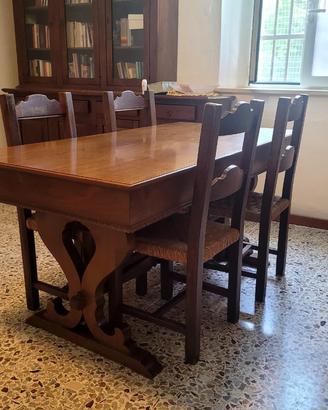 Tavolo legno con 4 sedie