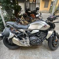 Honda CB1000r