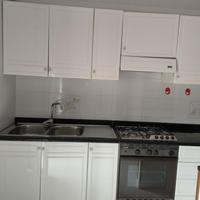 Cucina componibile bianca