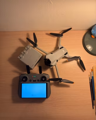 DJI Mini 4 Pro Fly More Combo + RC 2 + filtri ND