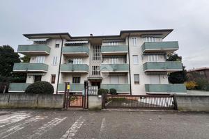 4 LOCALI A PIOVE DI SACCO