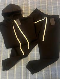 tuta duca hoome nera