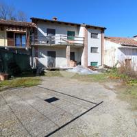 CASA SEMINDIPENDENTE A SANTA VITTORIA D'ALBA