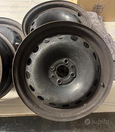 Cerchi in ferro 15”