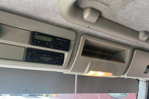 Iveco eurocargo con sponda idraulica