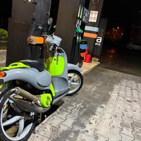 Aprilia scarabeo 50 (70)