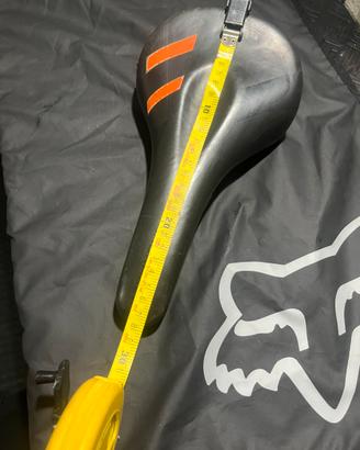 Sella comfort mondraker  mtb 15x27