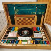 Scatola in legno da gioco completa di 5 giochi
