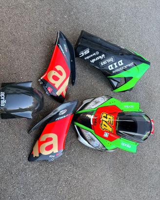 Aprilia RSV4 RF FACTORY parts Ohlins Brembo IRC