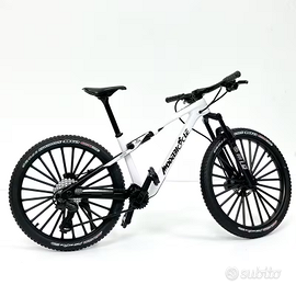NUOVO Modello Bicicletta, molto curato