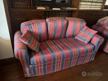 Coppia di divani 3 posti sfoderabili.