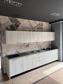 Cucina per rinnovo esposizione