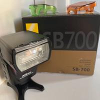Flash  Nikon Speedlight SB-700