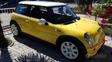 Ricambi mini R50/R53 leggere il testo !!!