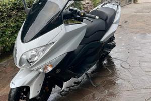 Yamaha T Max - 2011