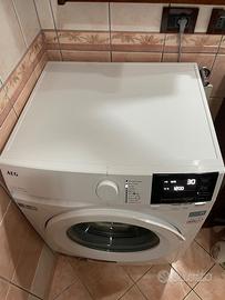 Lavatrice AEG comprata a maggio ancora in garanzia