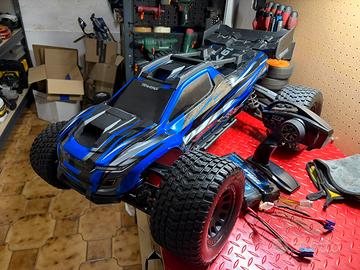 Auto rc traxxas xrt