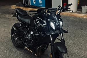 YAMAHA MT 07 35kw (a libretto)