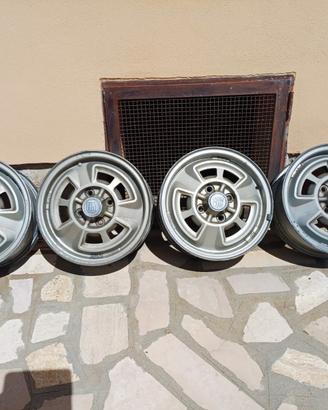 4 cerchi lega CROMODORA 13 x 4 1/2 j