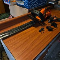 Tagliasiepi e Trapano black decker batteria litio