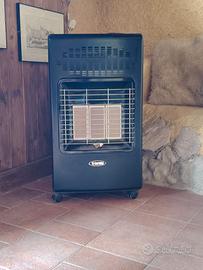 Stufa catalitica a gas GPL 4200 W con ventilazione
