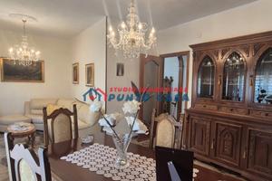 PRESSI VIA ARCHI - Appartamento al 4° p. s/a