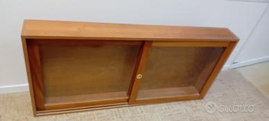 Bacheca in legno