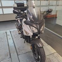 Honda cbf  600
