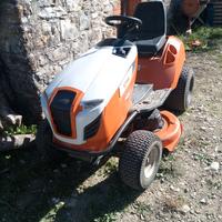 Trattorino rasaerba Stihl RT 4112 SZ