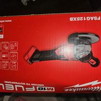 Smerigliatrice Milwaukee Fsag125XB + Batteria 8ah