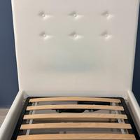 Letto singolo con materasso e doghe