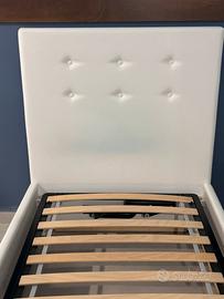 Letto singolo con materasso e doghe