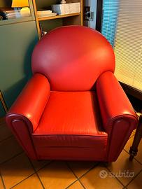 Poltrona pelle primo fiore colore rosso