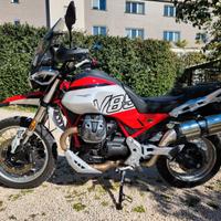 Moto Guzzi V85TT E5+ 2025