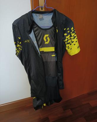 tuta da ciclismo 