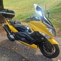 Yamaha T-Max anno 2009