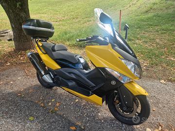 Yamaha T-Max anno 2009