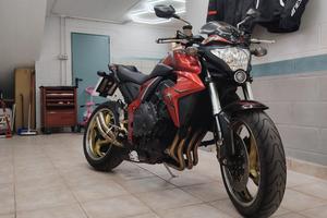 Honda CB1000r  