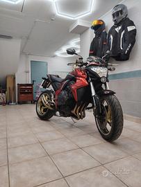 Honda CB1000r  