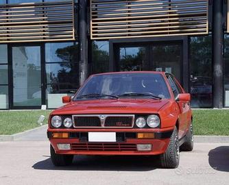 Lancia Delta HF Integrale 8V