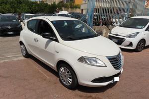 Lancia Ypsilon 1.2 69 CV 5 porte GPL DI SERIE